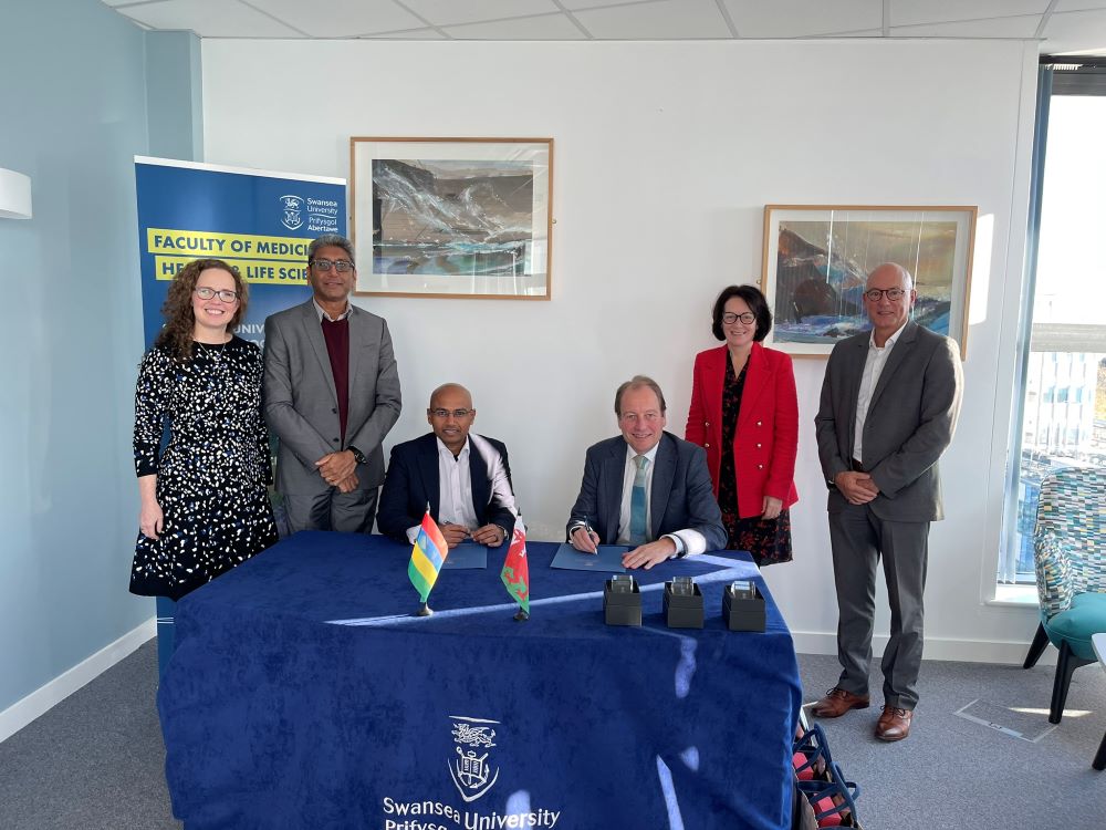 Welsh university to train nurses on island of Mauritius Nursing Times